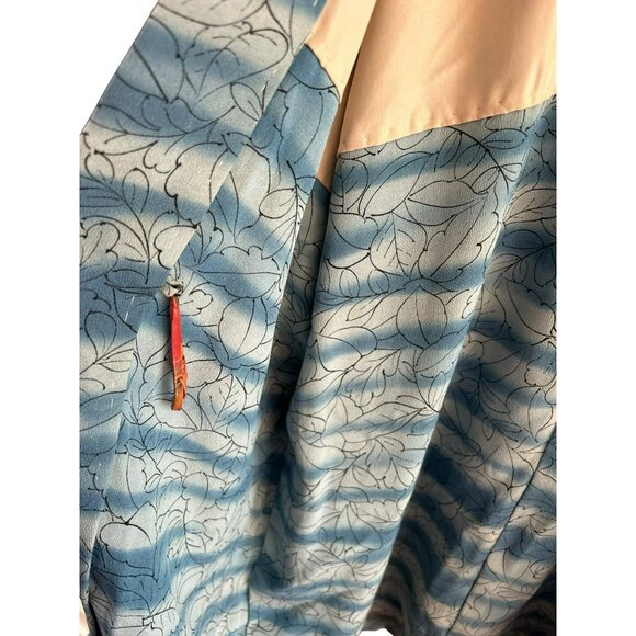 Vintage Japanese Blue Floral Kimono Jacket 100% Silk Beautiful Artisan Stitching - Picture 5 of 11